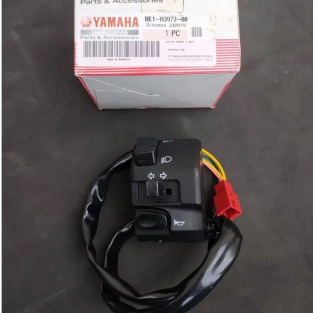 Holder Saklar Kiri Yamaha Aerox 125 BE1-H3973-00