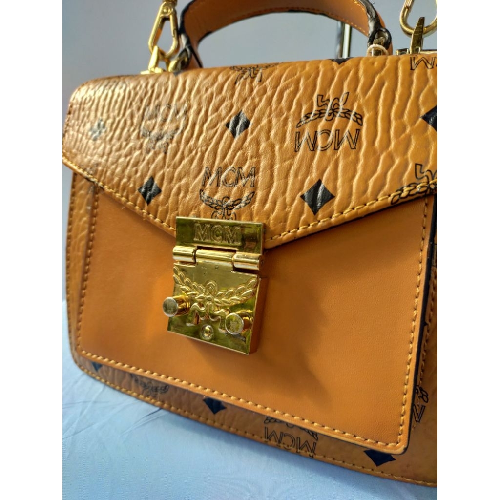 Sling Bag MCM second