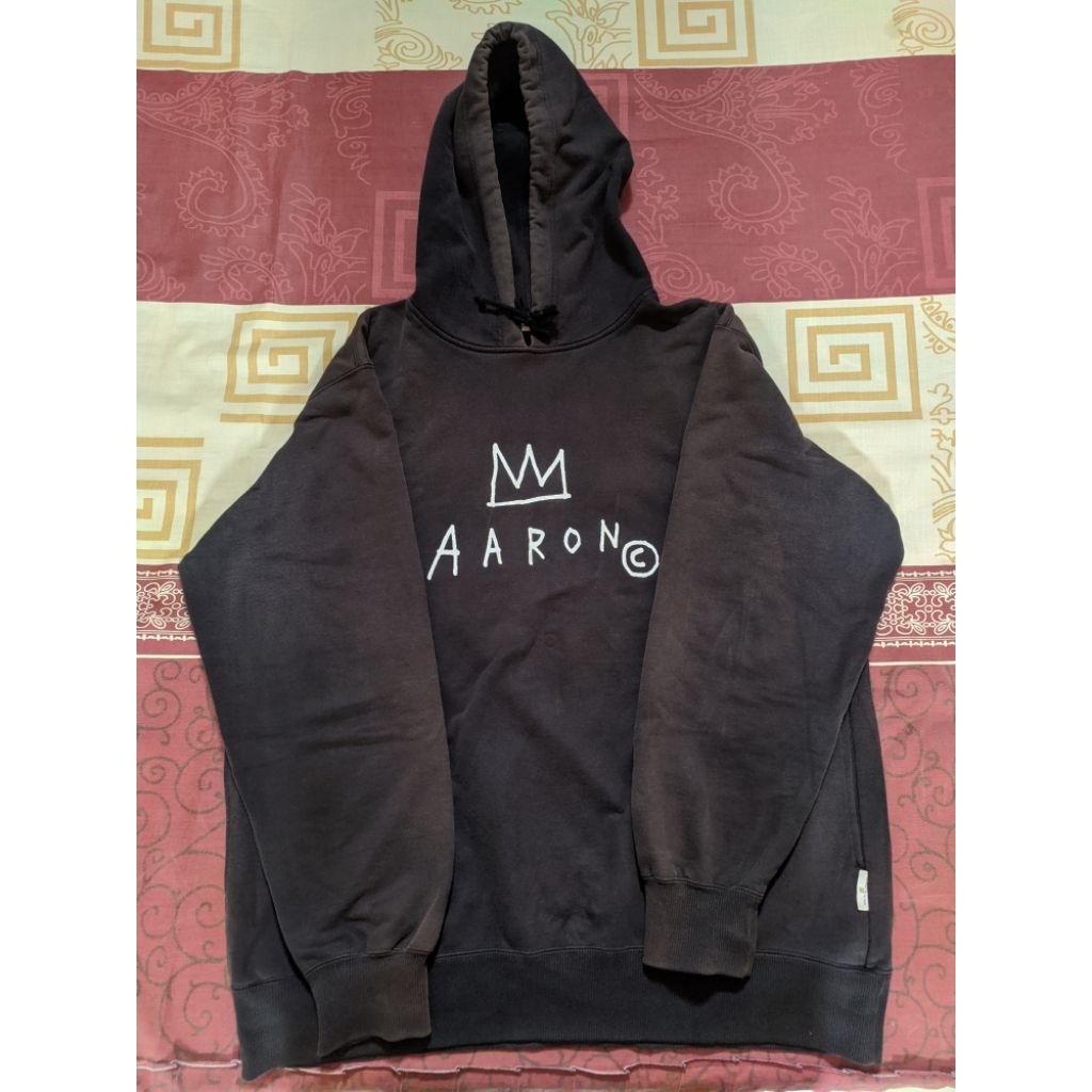 (PRELOVED) Hoodie Uniqlo X Jean michel Basquiat