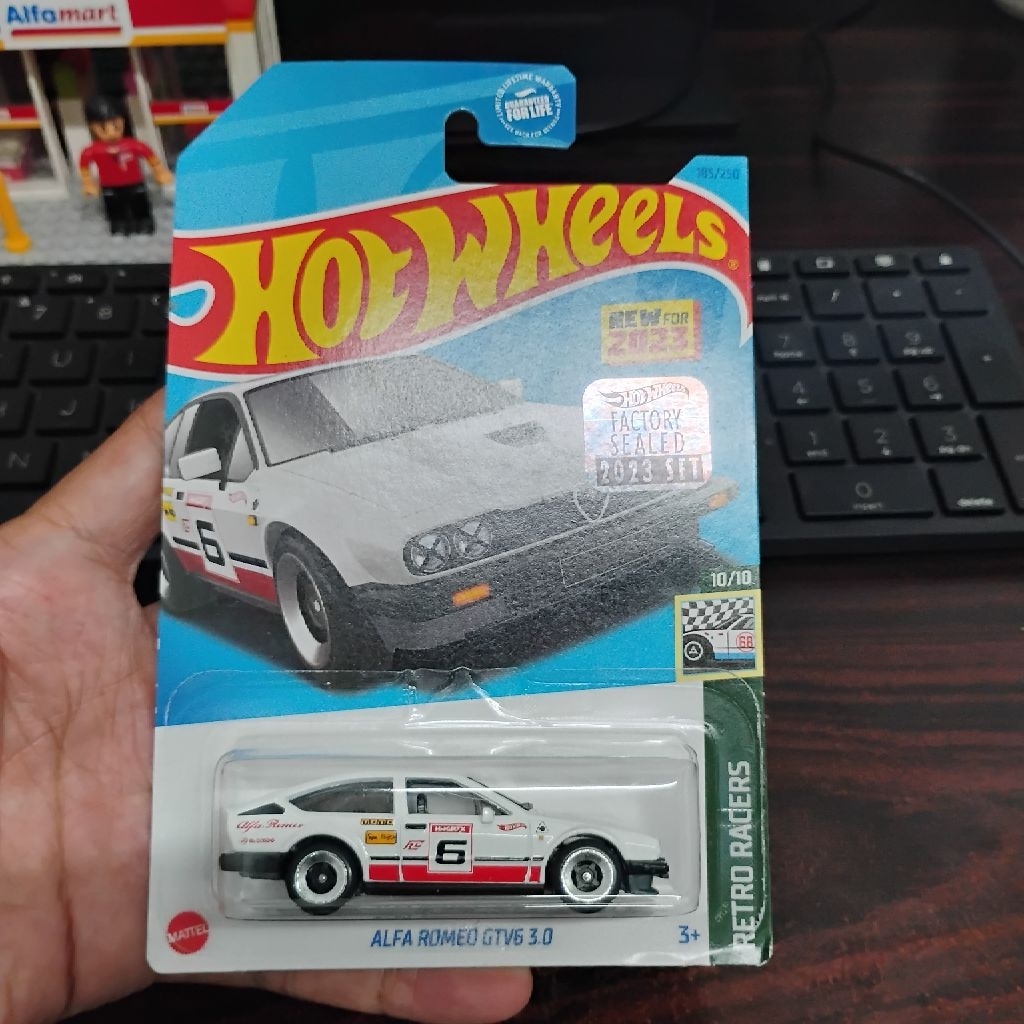 Hot wheels Alfa Romeo GTv6