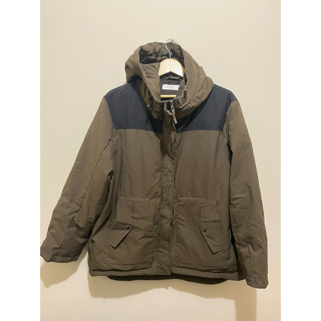 Jaket hoodie tebal knox village size L used mulus