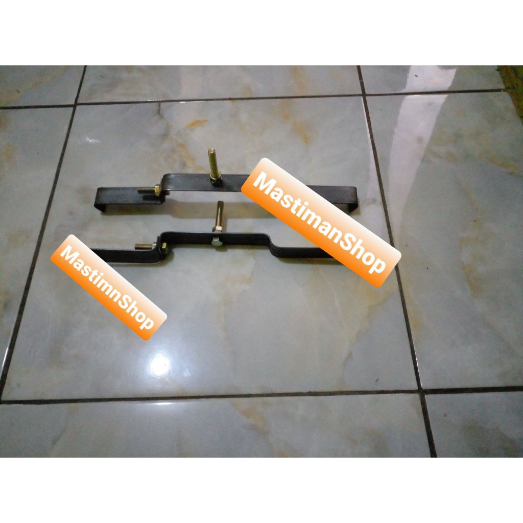 Dudukan Whelldop Ring 14 Buat Mobil L300 2 Biji Kanan Kiri Dengan Pelek Kaleng Berlubang Banyak