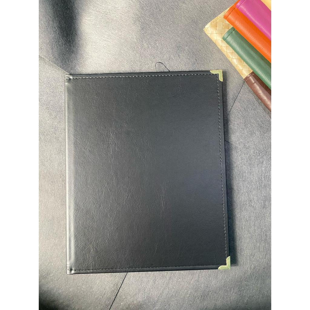 

COVER BUKU MENU POLOS TANPA LOGO BAHAN KULIT SINTETIS