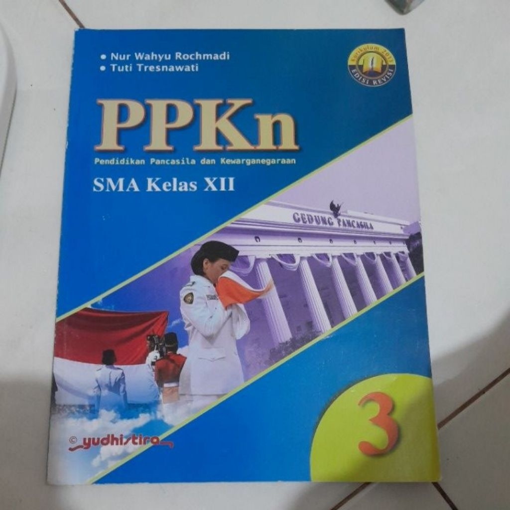BUKU ORIGINAL BEKAS PPKN KELAS XII YUDHISTIRA