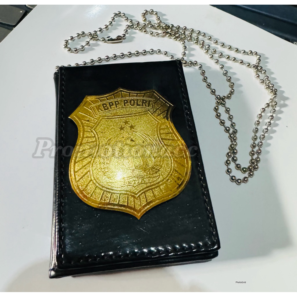 

Dompet KTA KBPP Polri / Dompet Kalung Lencana KBPP Polri / Dompet ID Card Name Tag Kulit PREMIUM