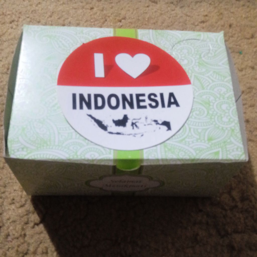 

Stiker Love Indonesia. Stiker HUT RI. Bulat 10cm. isi 50pcs