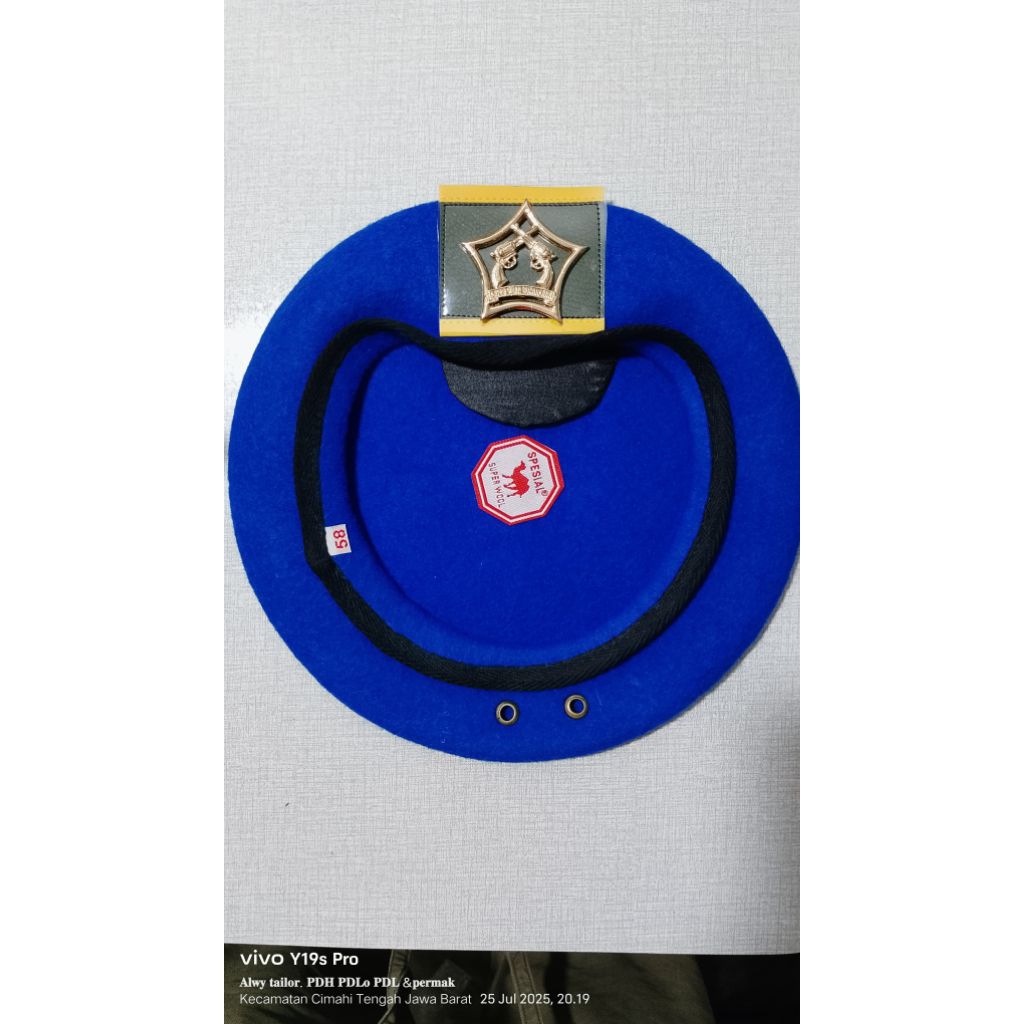 baret biru polisi militer camel merah + emblem sudah di jahit