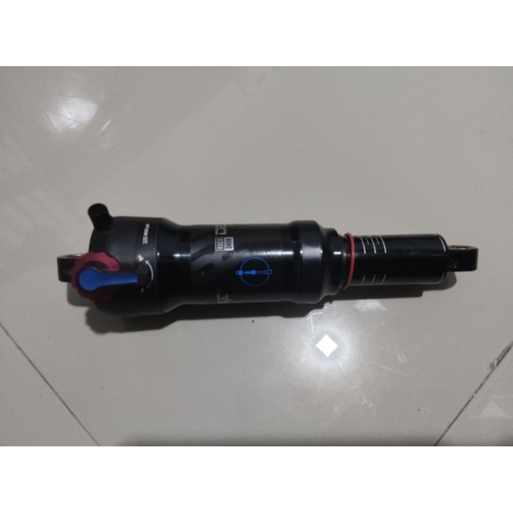 REAR SHOCK FOX DELUXE AIR LOCK REBOUND