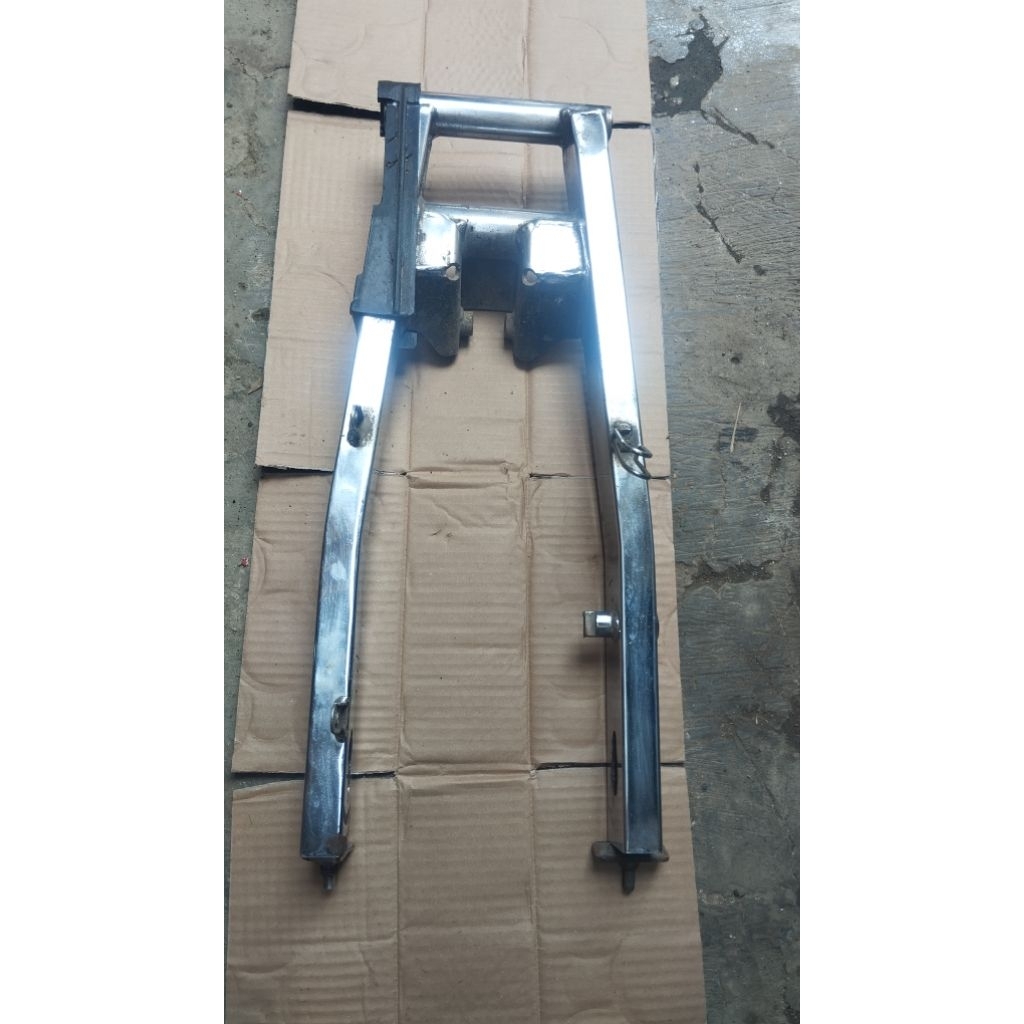 Swing arm sasis satria fu karbu 150 stanles