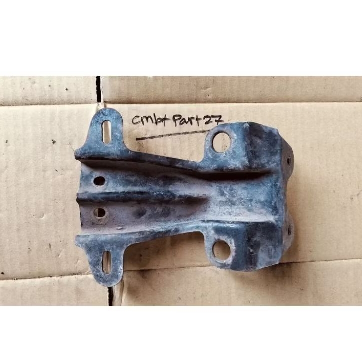 Bracket Dudukan Stoplam Original V80 Robot Pangkon Lampu Belakang V80 Superdelux Bracket Dudukan Lam