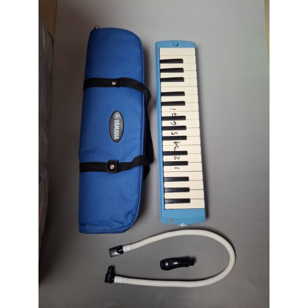 pianika yamaha P32D preloved