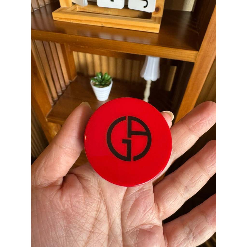 Giorgio Armani essence in foundation cushion SPF 23 no. 2 travelsize 1.7gr