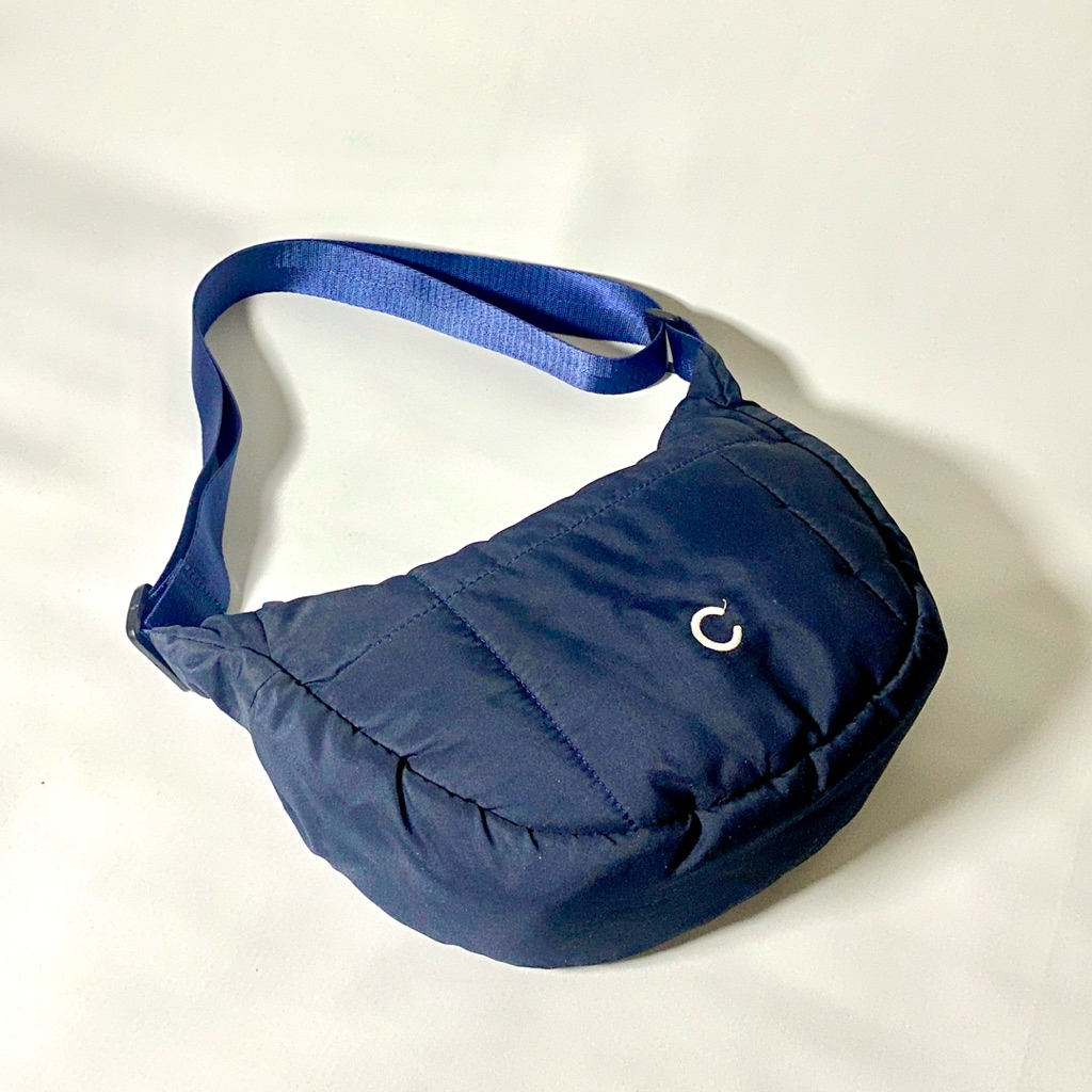 C Round Bag / Tas Selempang / Tas Uniqlo / Tas Bahu / Tas Wanita / Tas Pria / Tas Unisex