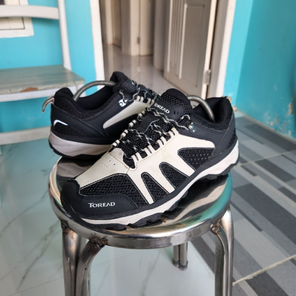 Sepatu Outdoor Toread Size 43 EUR