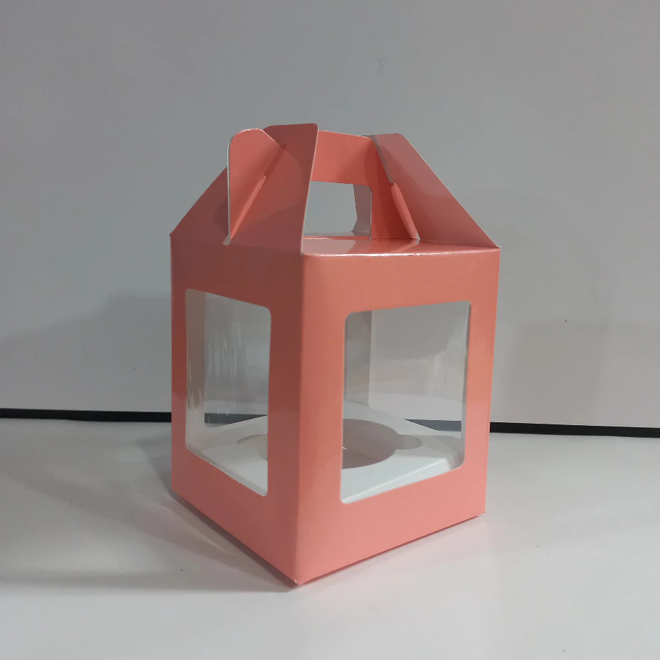 

Kotak Cupcake Peach Kemasan Manis Dan Menarik Plus Tatakan Satuan Polos Ukuran 9x10.5x10.5 Cm