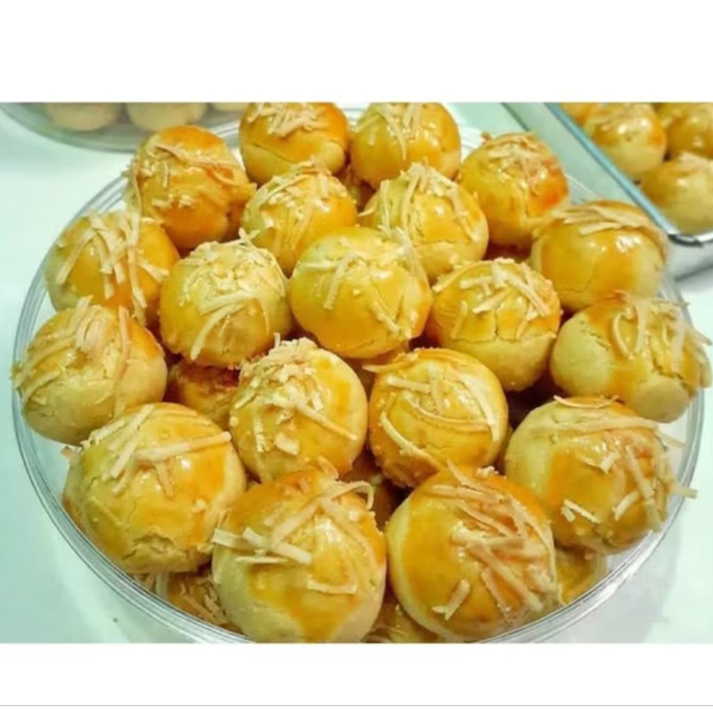 

kue nastar toping keju