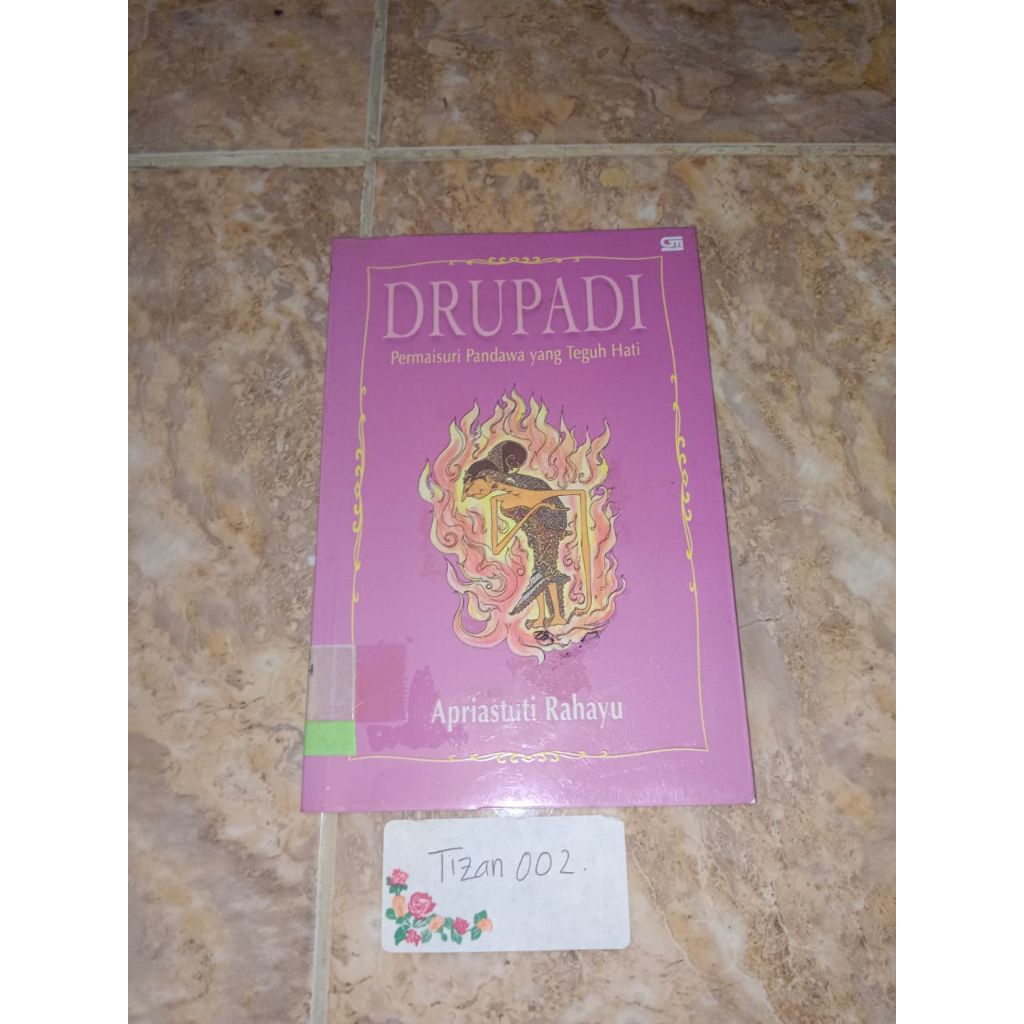 Buku Drupadi permaisuri pandawa yang teguh hati