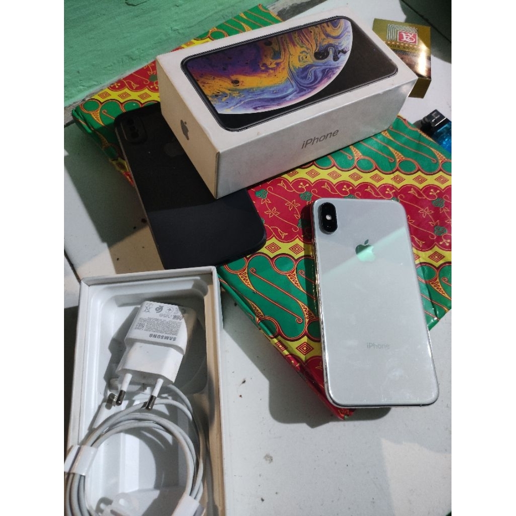 iPhone xs 256 wifi only