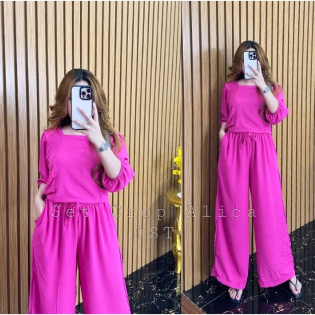 Oneset crop Crincle Alica setelan wanita lengan panjang Setelan crop terbarunya