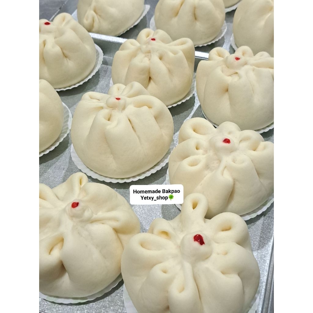 

Homemade bakpao babi jamur special/ ayam charsiu/ kacang hijau ( tausa homemade).Pre Order 1 hari.