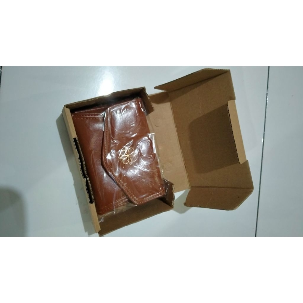 

Latine Daily Tambah Box