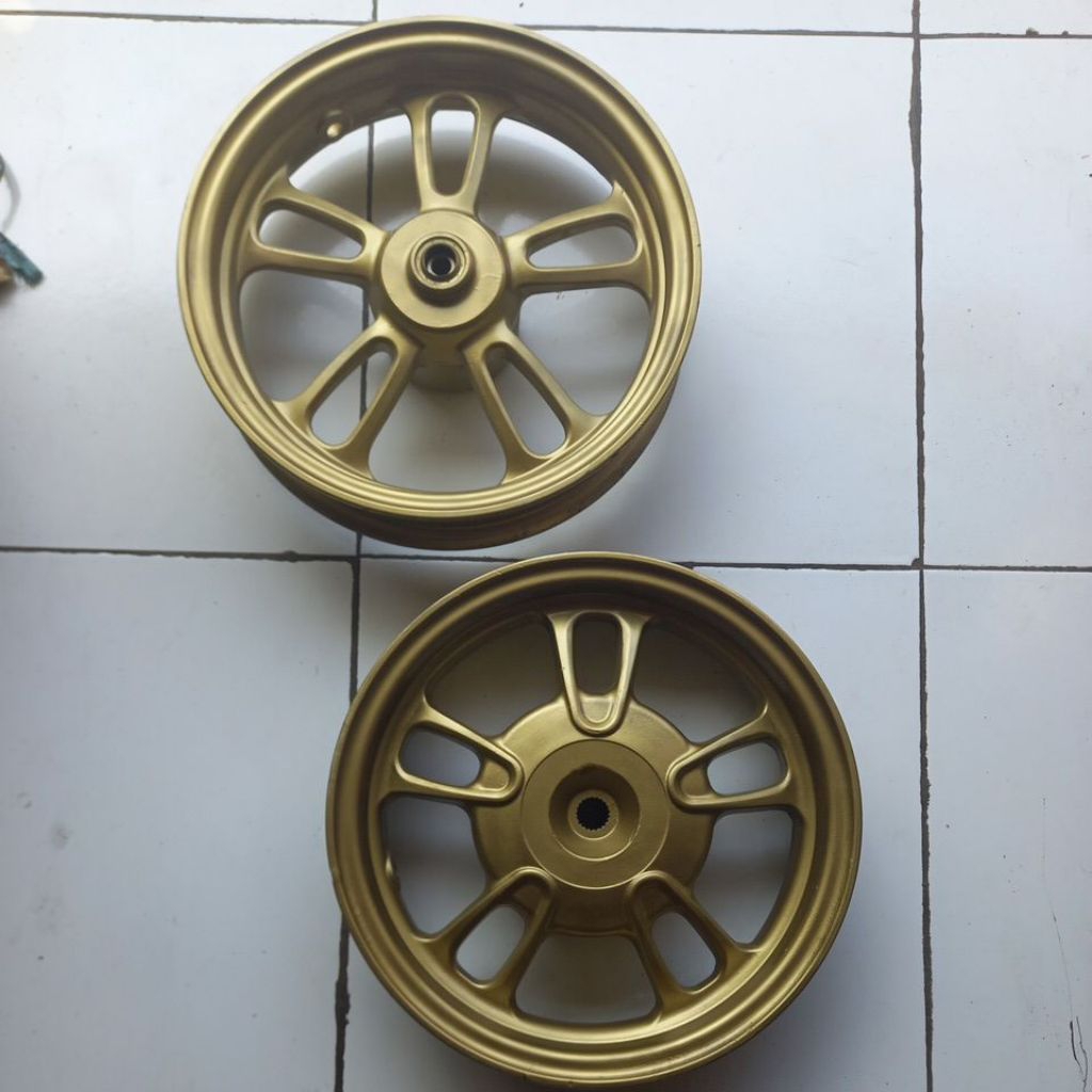 Velg Pelg Pelek Honda New Scoopy 2020-2024 ( gold ) Ori Cabutan