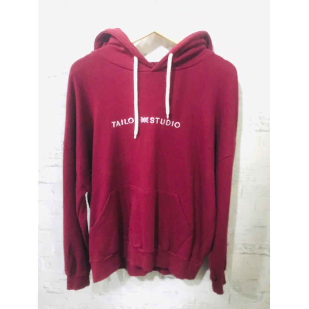 Hoodie Tailor Studio