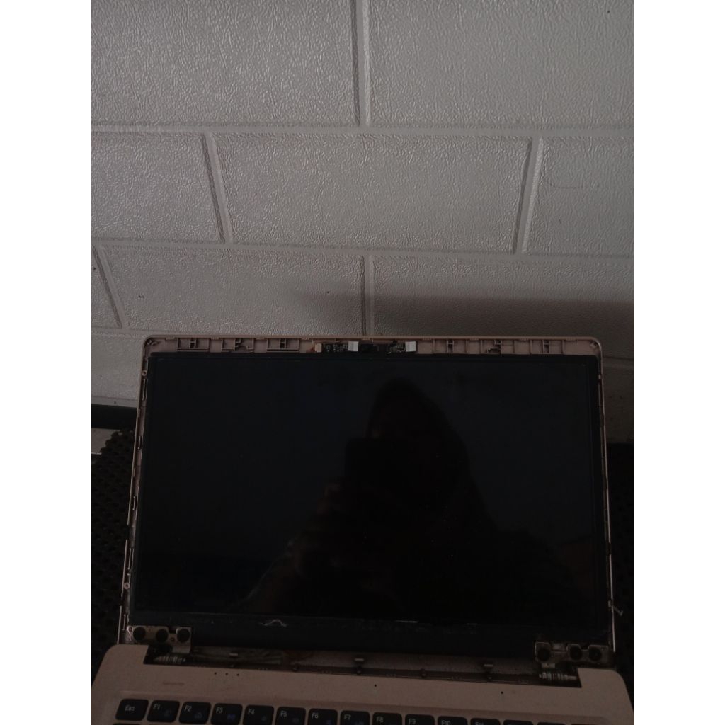 lcd second axioo mybook 11 lite