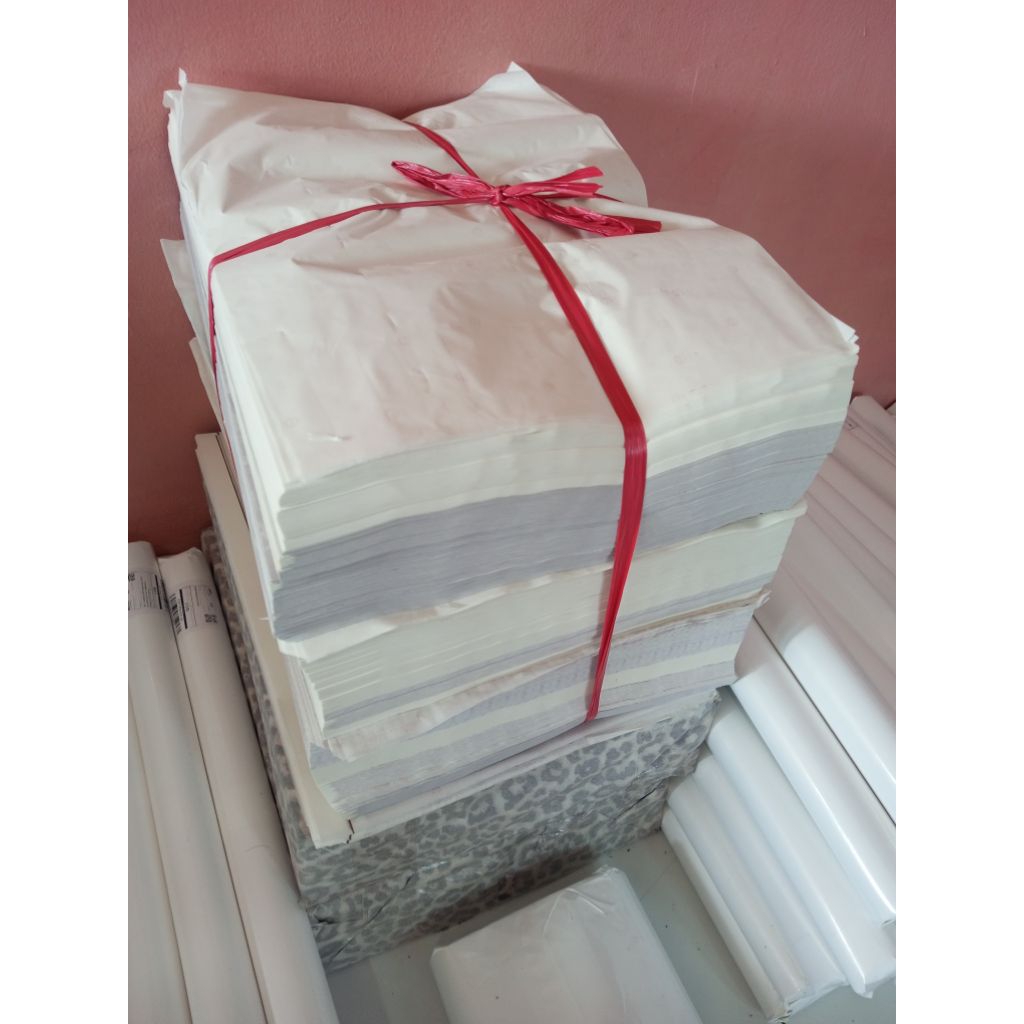 kertas lapis bungkus nasi Padang 1 kg isi 240 lembar