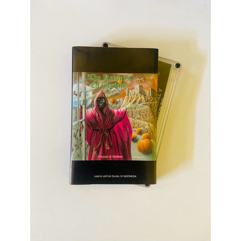 Kaset Tribute to Hellowen - The Keepers of Jericho