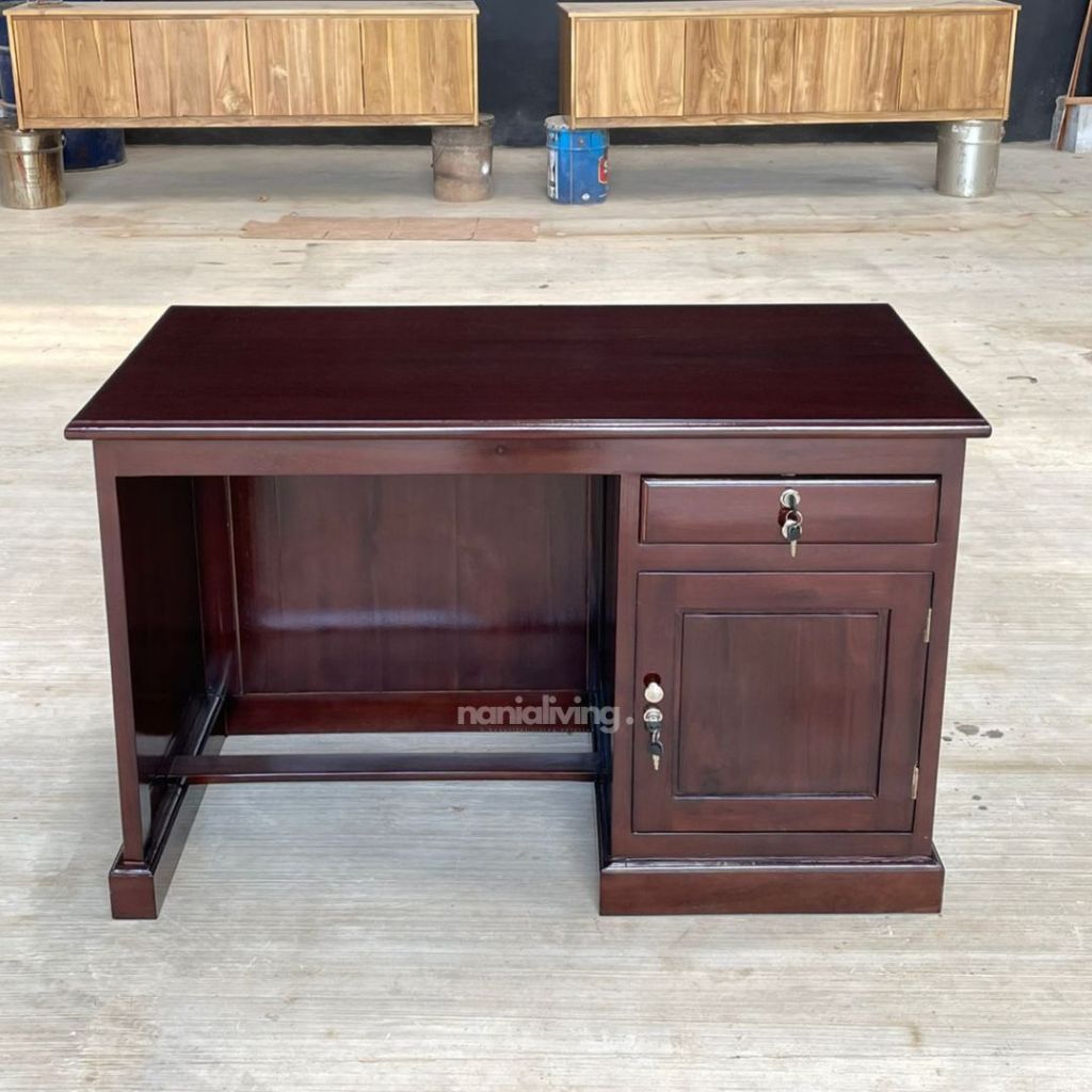 Meja guru setengah biro kayu jati