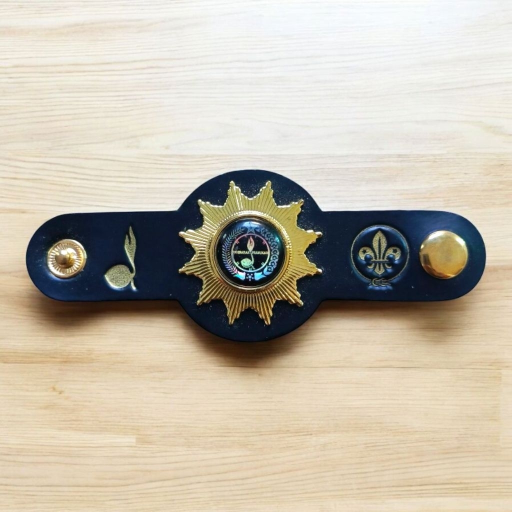 

Ring Kacu Matahari Logam Pramuka penegak penggalang Perlengkapan Pramuka Elegan Premium Murah Berkualitas