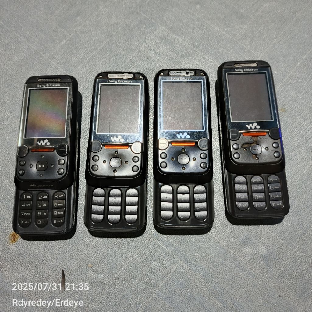 Sparepart Hp Jadul Sony Ericsson W850i dan W830i