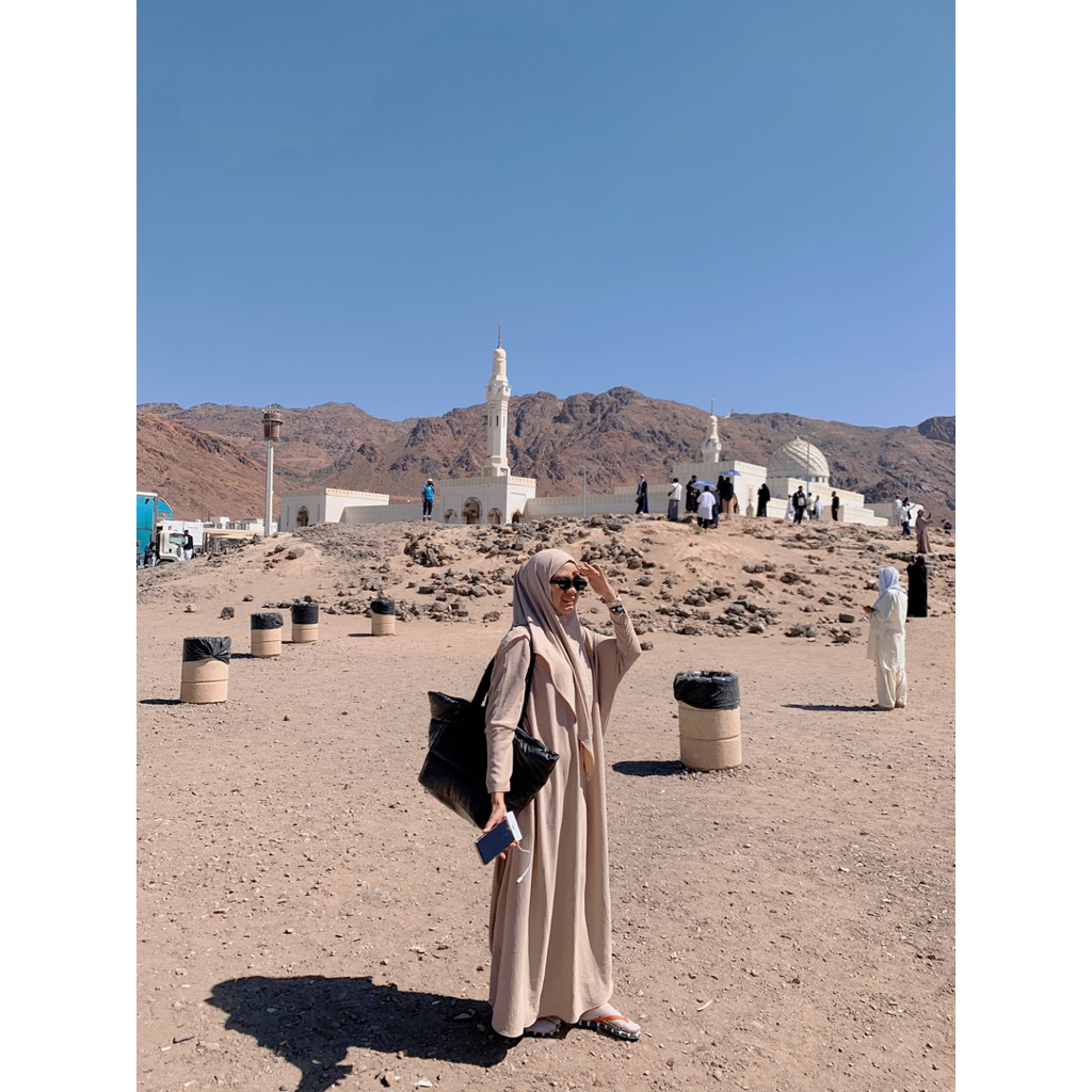 Lozy hijab Hafsha Abaya set