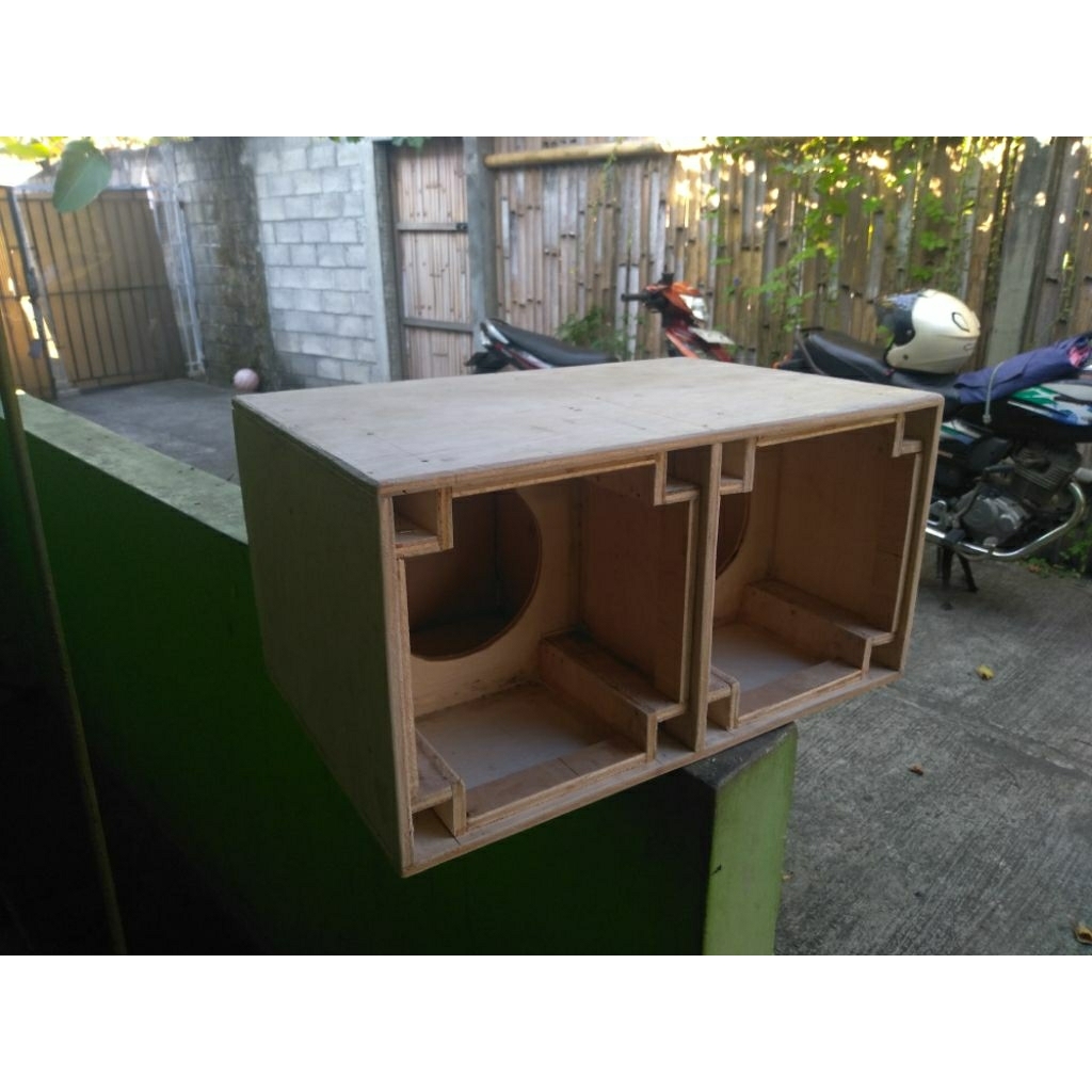 bok spiker 6in//model planar Doble // speaker 6in //bahan triplek 9 mm / bahan semi meranti