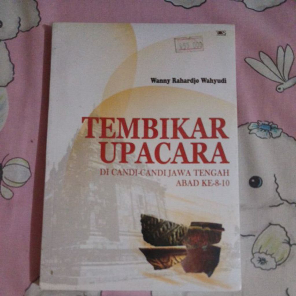 426 Buku Tembikar Upacara Di candi Jawa Tengah Abad ke 8 sd 10
