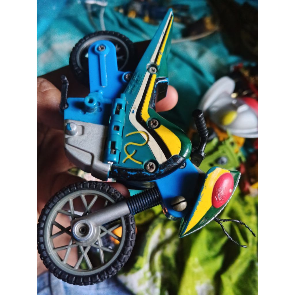 Temukan motor DX Kamen rider RX bandai
