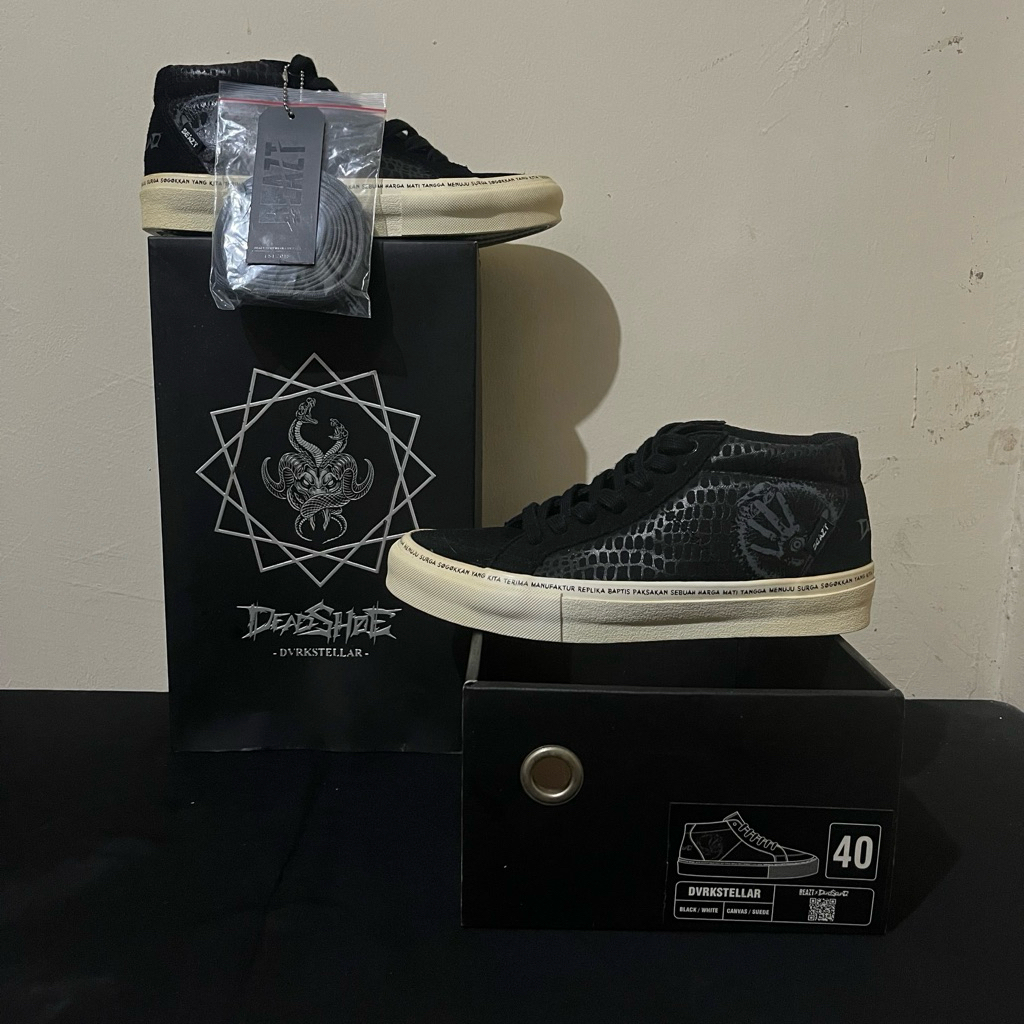 Sepatu Beazt x Deadsquad - Dvrkstellar