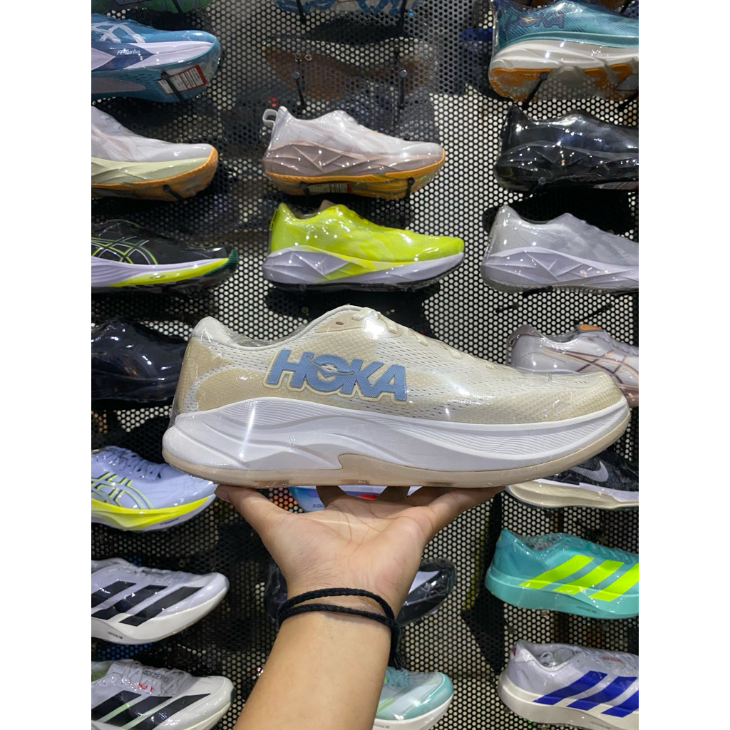 Sepatu Running Hoka M Rincon 4