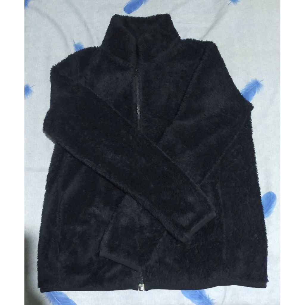 Preloved jaket bulu hitam