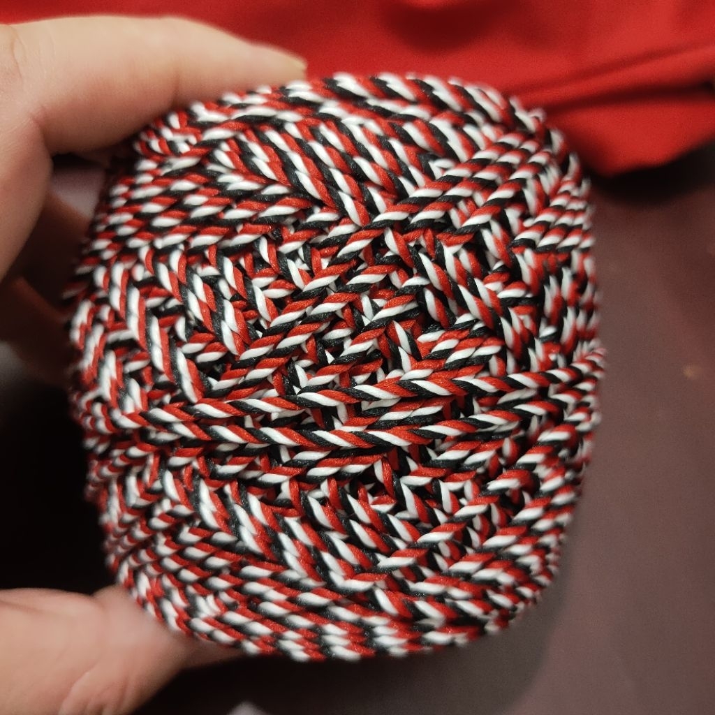 10 Meter Tali Tridatu 1.5mm ll Tali Gelang Kalung Tridatu ll Tali Tridatu Bali