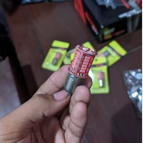 Lampu STOP REM BELAKANG 30 MATA KEDIP RINNING UNIVERSAL VARIO SCOOPY BEAT UNIVERSAL HONDA