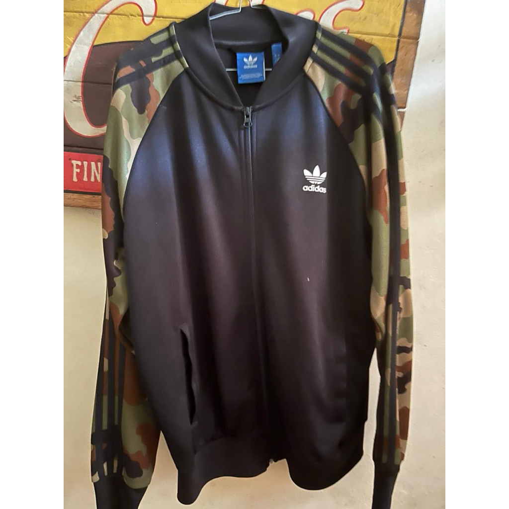 PRELOVED ADIDAS SUPERSTAR CAMO JACKET