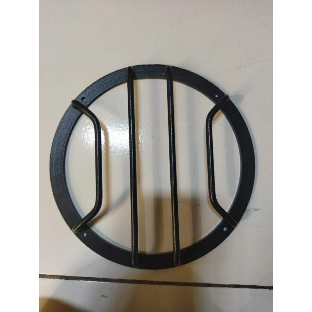grill subwoofer tutup subwofer 6in warna hitam