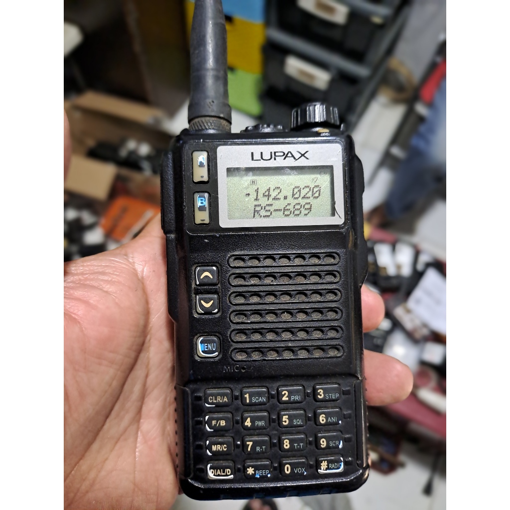 Ht Lupax T1088 Tri Band Bekas Ht Lupax T-1088 Macho Besar bentuknya Power 10 watt Normal