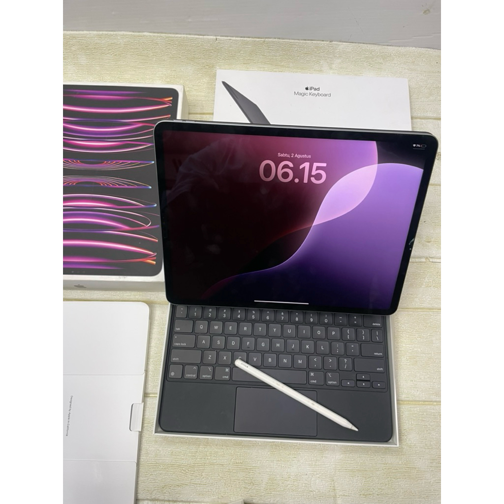 (paket murah) Ipad Pro M2 12.9" 128gb free magic keybord pencil original bekas inter