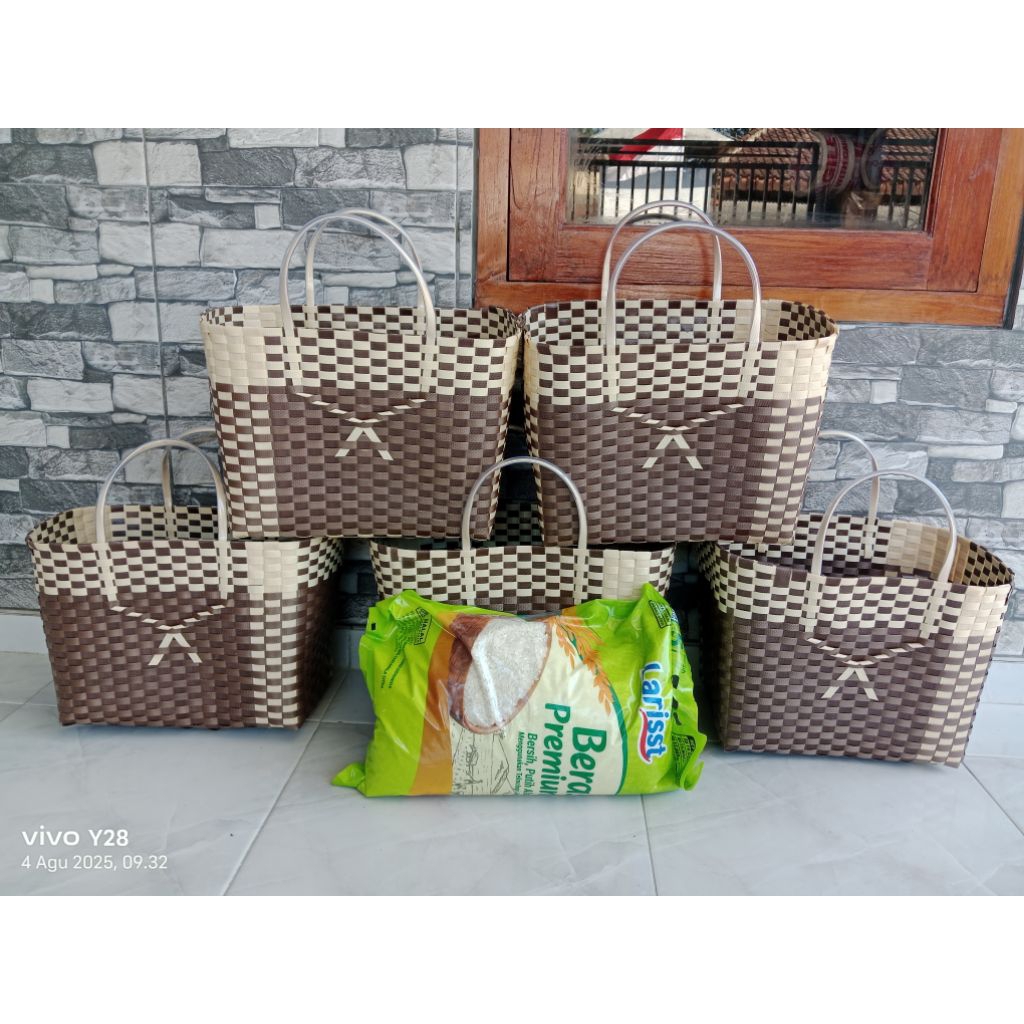 Tas Anyaman Kapasitas 10 Kg / Tas Hajatan / Tas Hampers Ukuran 28*18 Tinggi 24