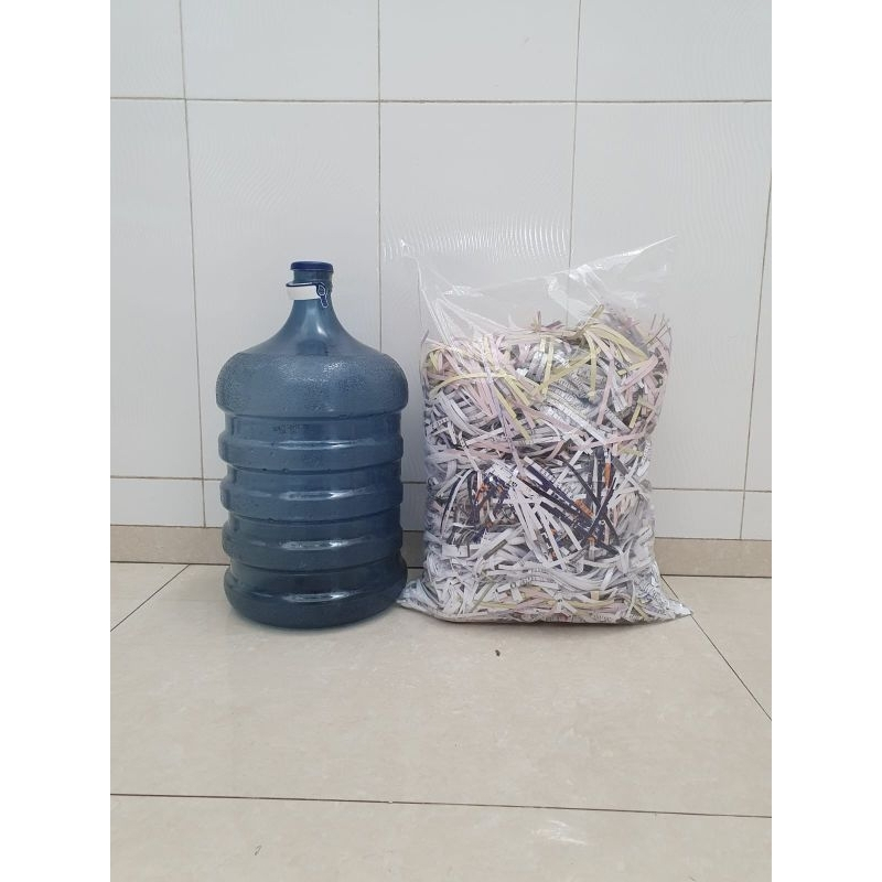 

Paket Kado Kertas Termal Kertas Serut Shredded Paper Kertas Olshop