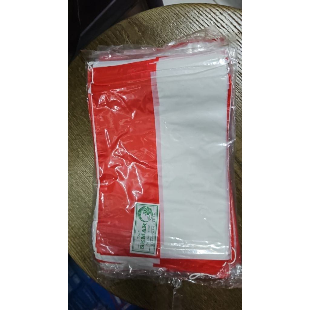Bendera plastik semar merah putih tali / bendera merah putih plastik tali / bendera plastik merah pu
