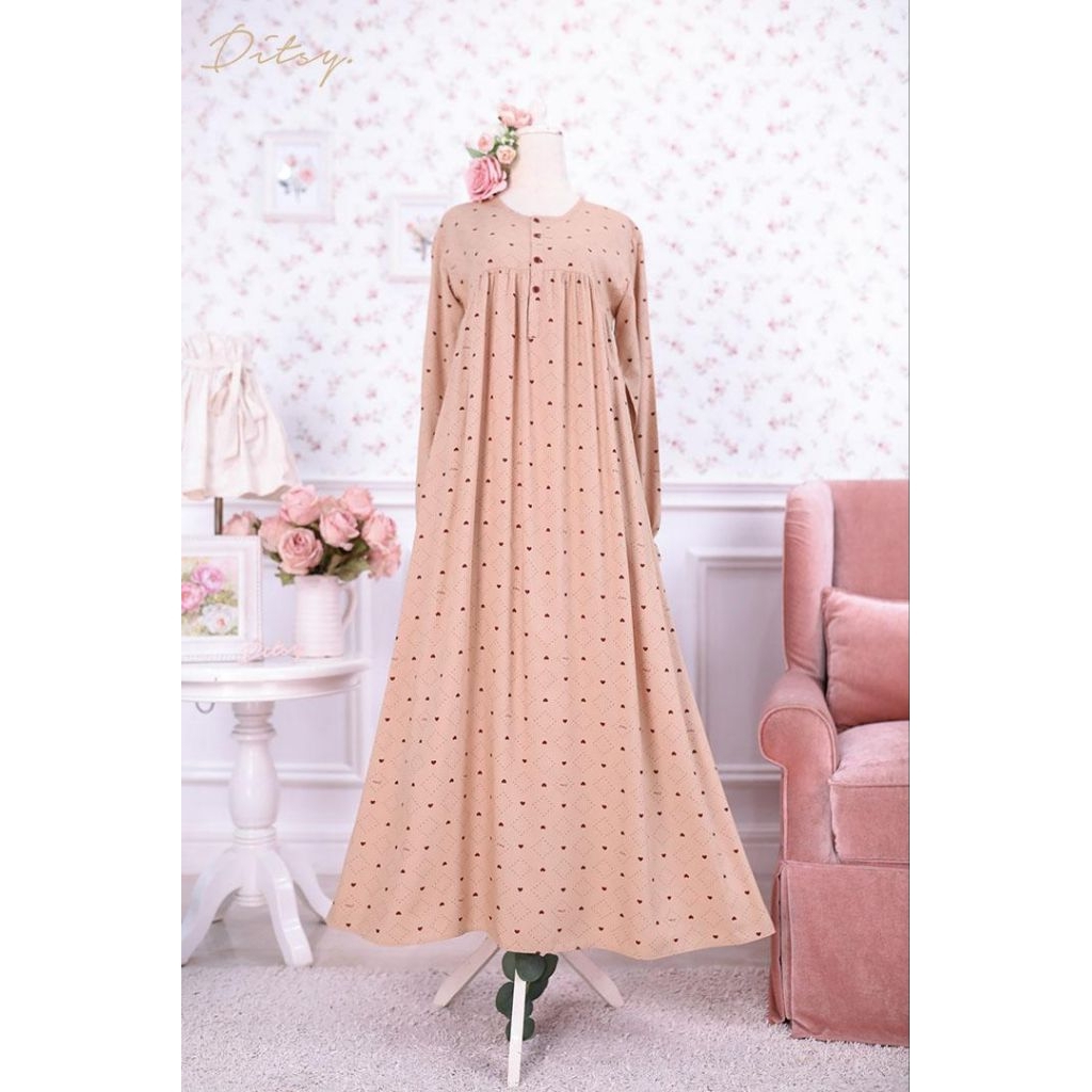 DITSY AGUSTUS 2025 DITSY VELVELA TOFFEE PEACH S M NIGHTGOWN